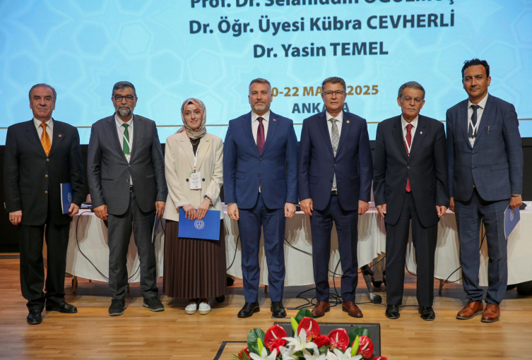 Türkçe ve Dil Eğitiminde İyi Uygulamalar Konferansı Ankara’da yapıldı